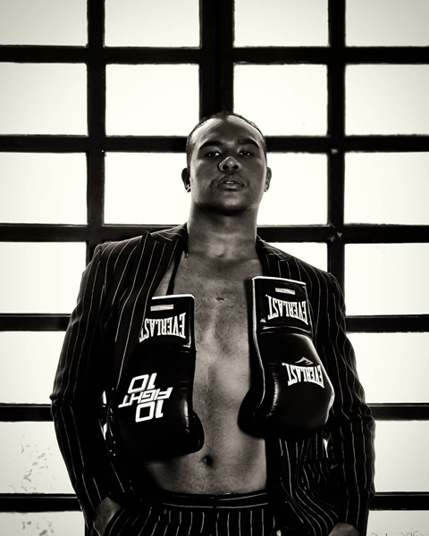 รัศมีแข เข้าไกล่เกลี่ยคดี ทำร้ายร่างกาย ไร้เงาคู่กรณี รัศมีแข เข้าไกล่เกลี่ยคดี ทำร้ายร่างกาย ไร้เงาคู่กรณี