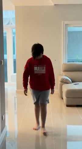 มหัศจรรย์!! ลูกชาย พีท ทองเจือ กลับมาเดินตรงแล้ว 