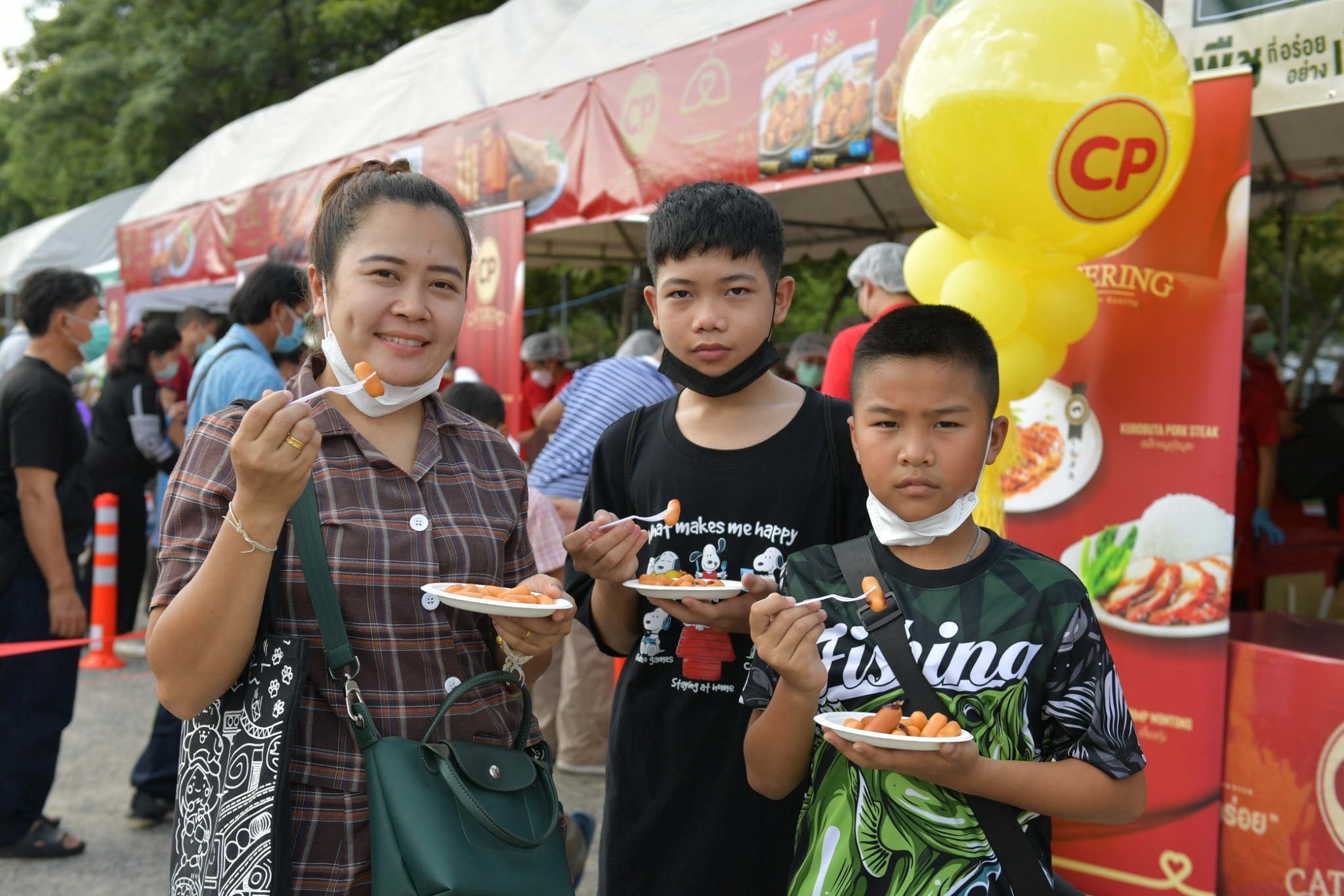 กองทัพบก จับมือ CPF เสิร์ฟอาหารให้น้องๆ อิ่มอร่อย สุขภาพดี ฉลองวันเด็กแห่งชาติ ปี 66 กองทัพบก จับมือ CPF เสิร์ฟอาหารให้น้องๆ อิ่มอร่อย สุขภาพดี ฉลองวันเด็กแห่งชาติ ปี 66