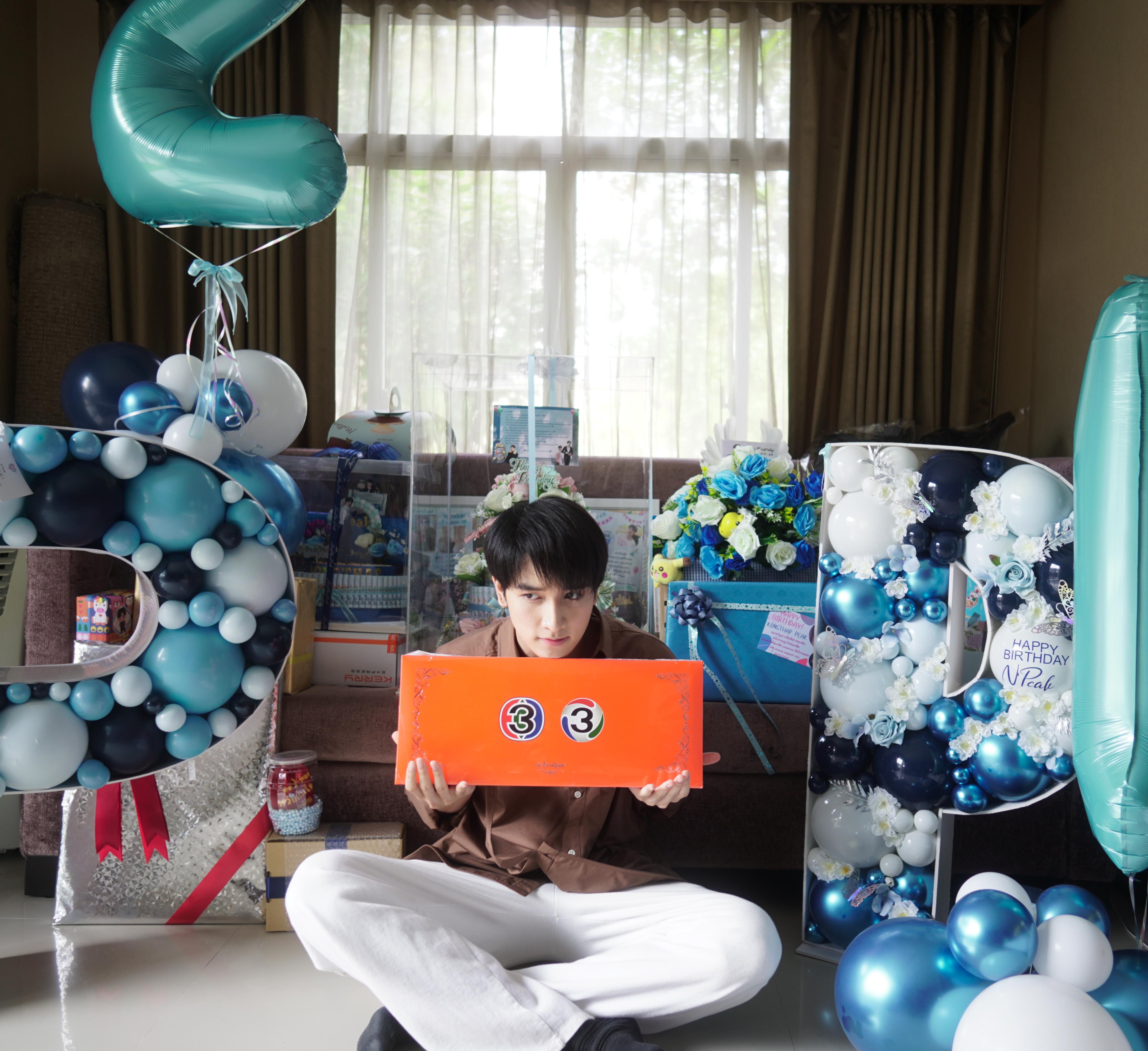 บิ๊กเซอร์ไพรส์วันเกิด กองทัพ พีค สุดยิ่งใหญ่ทั้งไทยและเกาหลีใต้ บิ๊กเซอร์ไพรส์วันเกิด กองทัพ พีค สุดยิ่งใหญ่ทั้งไทยและเกาหลีใต้