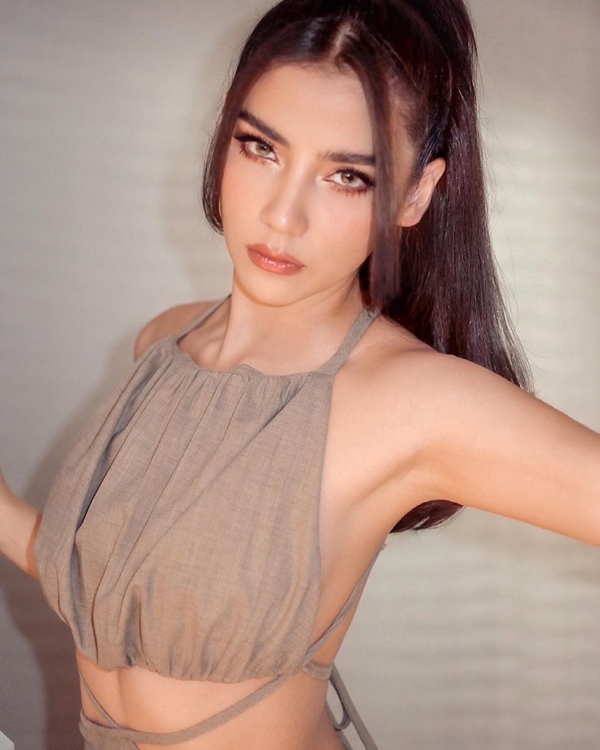 จีน่า แจงปมคอมเมนต์อดีตภรรยา ฟลุค รับกลัว บีเข้าใจผิด จีน่า แจงปมคอมเมนต์อดีตภรรยา ฟลุค รับกลัว บีเข้าใจผิด