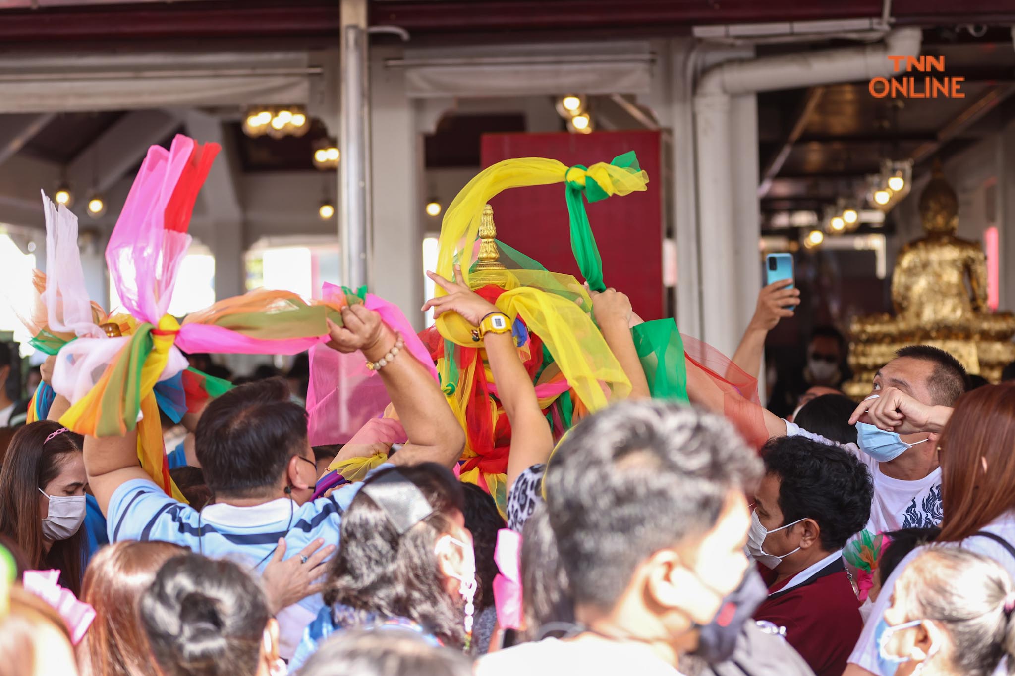 เนืองแน่น ประชาชนแห่ขอพรศาลหลักเมืองวันขึ้นปีใหม่ เนืองแน่น ประชาชนแห่ขอพรศาลหลักเมืองวันขึ้นปีใหม่