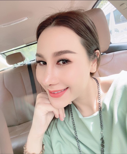 แซนวิช ปภาดา งง!! เจอโซ่คล้องประตูบ้าน ถามทำเพื่ออะไร รังแกกันทำไม แซนวิช ปภาดา งง!! เจอโซ่คล้องประตูบ้าน ถามทำเพื่ออะไร รังแกกันทำไม