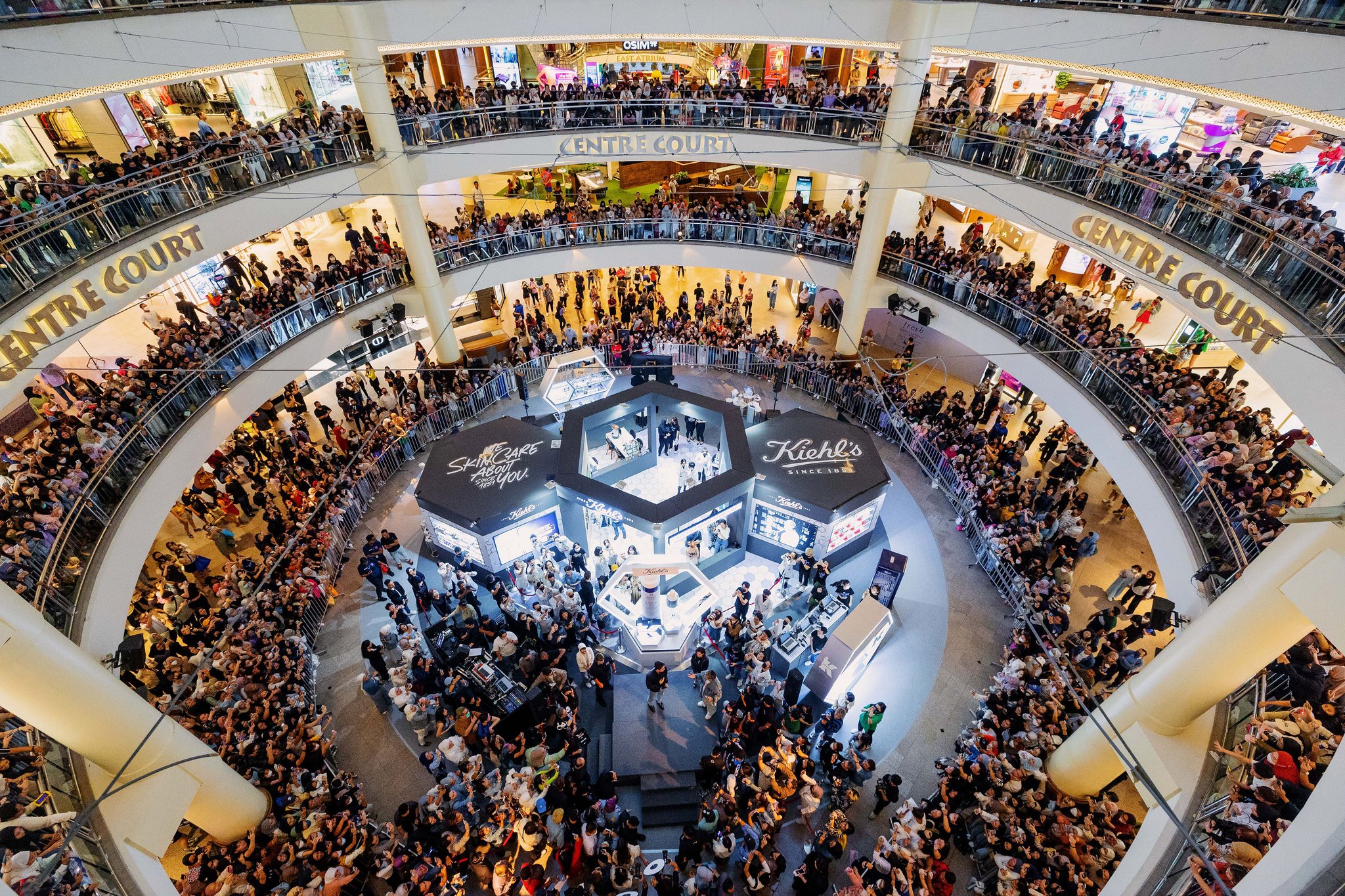 หล่อห้างแตก!! ‘ไบร์ท วชิรวิชญ์’ ลัดฟ้าเสิร์ฟฟินสบตาแฟนๆ ที่มาเลเซีย หล่อห้างแตก!! ‘ไบร์ท วชิรวิชญ์’ ลัดฟ้าเสิร์ฟฟินสบตาแฟนๆ ที่มาเลเซีย