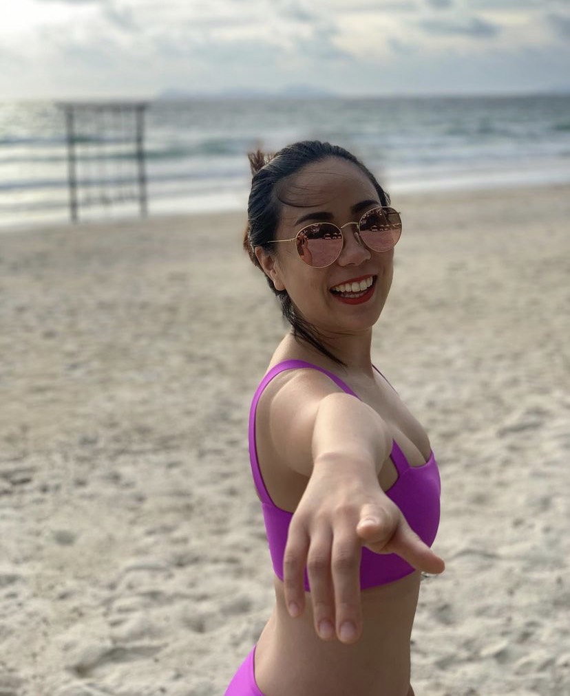 สุดโรแมนติก นิว ชัยพล คุกเข่าขอ เมษา แฟนสาวแต่งงานริมทะเล