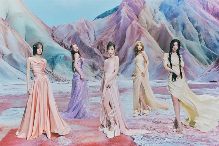 Red Velvet Cosmic