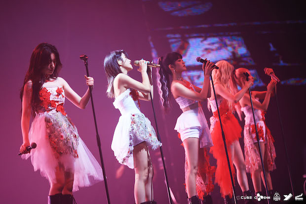 ‘มินนี่ ณิชา’ และ (G)I-DLE!! จัดเต็มคอนเสิร์ตเดี่ยวครั้งแรกในไทย ‘มินนี่ ณิชา’ และ (G)I-DLE!! จัดเต็มคอนเสิร์ตเดี่ยวครั้งแรกในไทย