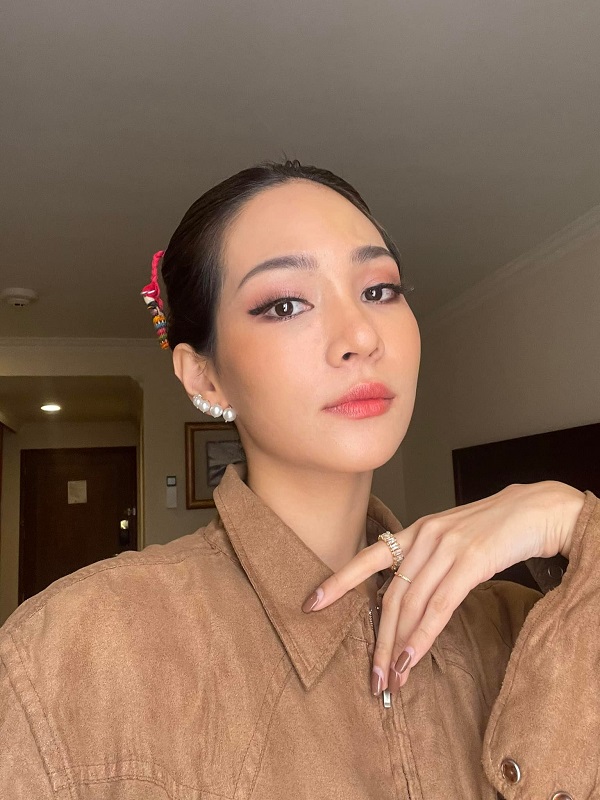 บิ๊นท์ สิรีธร เคลียร์ดราม่า แต่งหน้าบ้ง ชุดพัง ร่วมงานอินเตอร์ (มีคลิป)