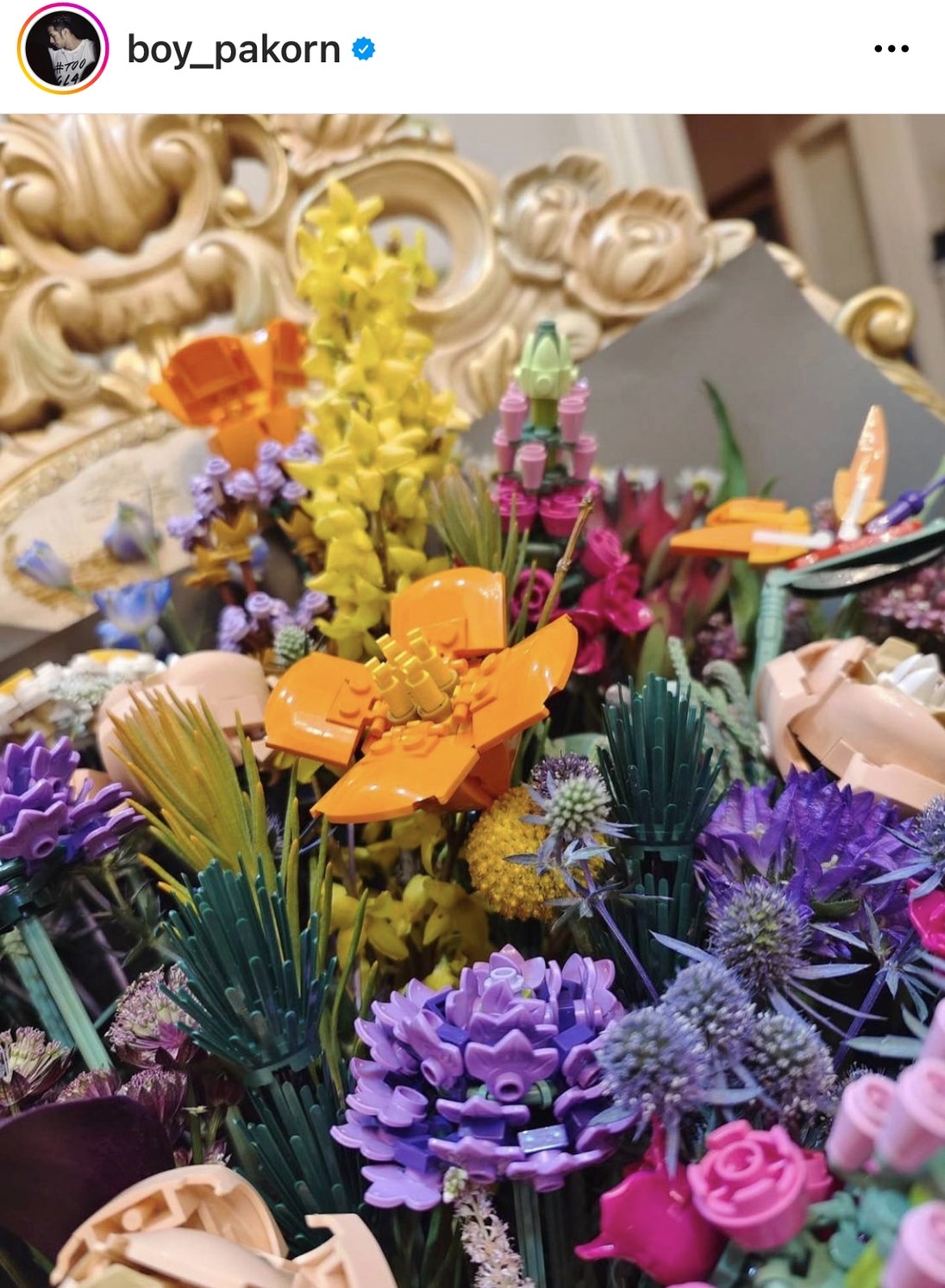 แซวสนั่น!! บอย ให้ดอกไม้ เฟย์ โปรยความหวานผ่านข้อความ 