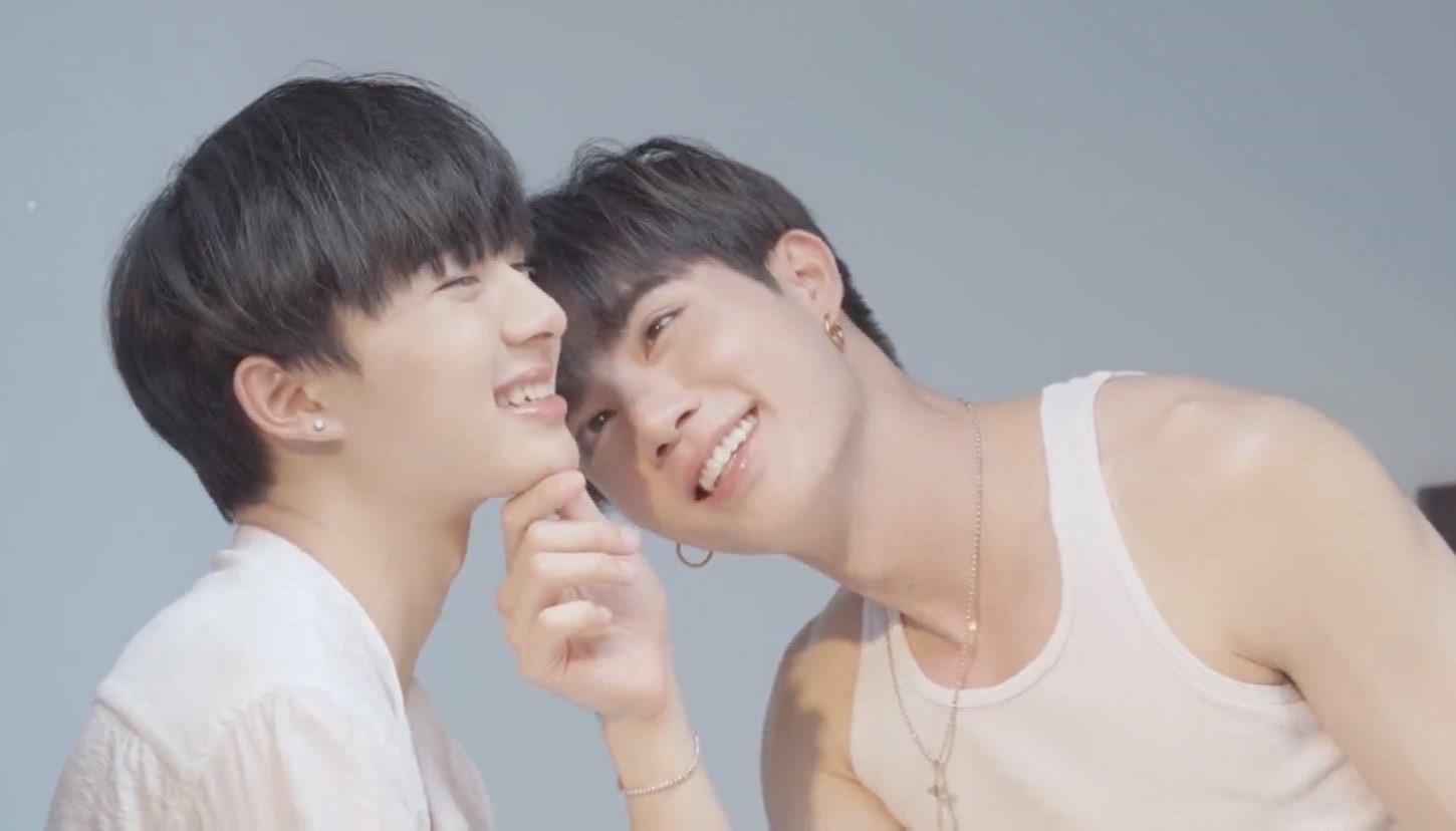 ซี-นุนิว เตรียมปล่อย Photobook กระเเสตอบรับสุดปัง ขึ้นเทรนด์ทวิตเตอร์ อันดับ1 ซี-นุนิว เตรียมปล่อย Photobook กระเเสตอบรับสุดปัง ขึ้นเทรนด์ทวิตเตอร์ อันดับ1