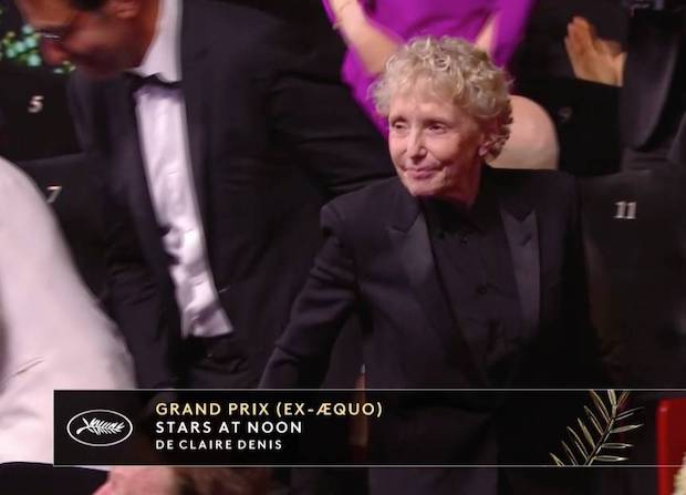 ‘ซงคังโฮ - พัคชายอุค’ คว้ารางวัลใหญ่ปิดฉากเทศกาลหนังเมืองคานส์ ครั้งที่ 75 (มีคลิป) ‘ซงคังโฮ - พัคชายอุค’ คว้ารางวัลใหญ่ปิดฉากเทศกาลหนังเมืองคานส์ ครั้งที่ 75 (มีคลิป)