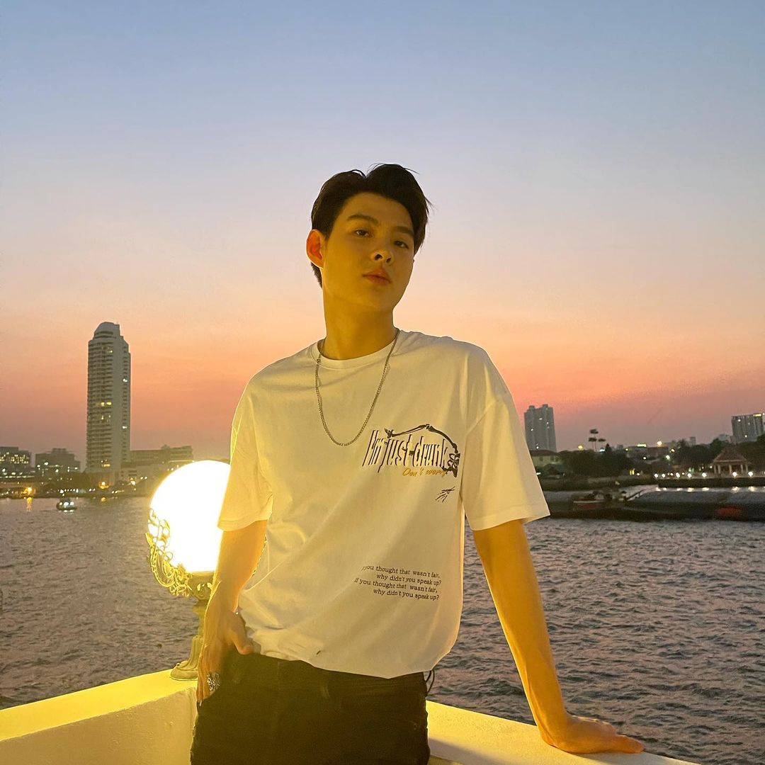 คู่ไฟท์ ไฝว้ผี EP5. อ๊อฟ เข้าชมรมปราบผี (มีคลิป) คู่ไฟท์ ไฝว้ผี EP5. อ๊อฟ เข้าชมรมปราบผี (มีคลิป)