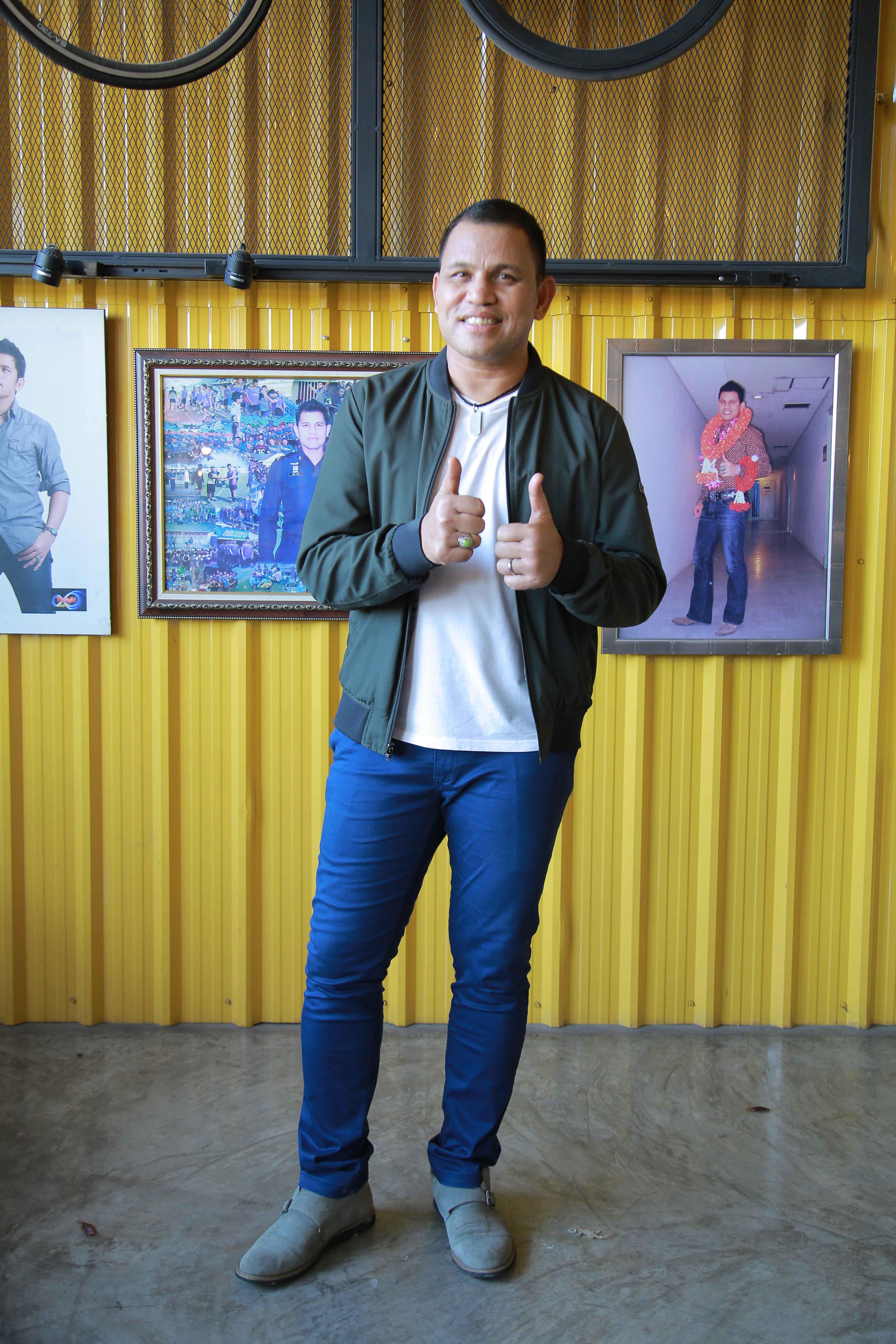 บ่าววี เล่าก่อนเป็นนักร้องบ้านเกือบแตก เหตุแฟนขี้หึงระดับ 8 ตอบชัดยังอยากมีลูก บ่าววี เล่าก่อนเป็นนักร้องบ้านเกือบแตก เหตุแฟนขี้หึงระดับ 8 ตอบชัดยังอยากมีลูก