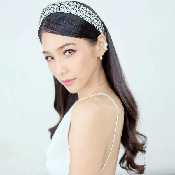 บูม สุภาพร แบกต่อไม่ไหว ตัดสินใจประกาศขายรถหรู บูม สุภาพร แบกต่อไม่ไหว ตัดสินใจประกาศขายรถหรู