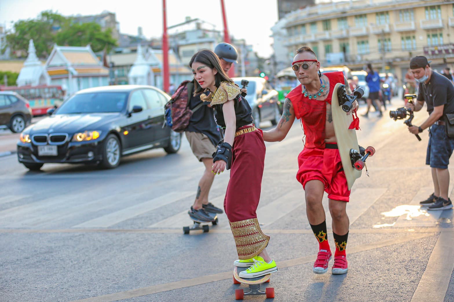 'มาดามเดียร์' แจงแล้ว! ดราม่า 'รัตนโกเซิร์ฟ' ทำไมไม่ใส่แมสก์ป้องกันโควิด 'มาดามเดียร์' แจงแล้ว! ดราม่า 'รัตนโกเซิร์ฟ' ทำไมไม่ใส่แมสก์ป้องกันโควิด