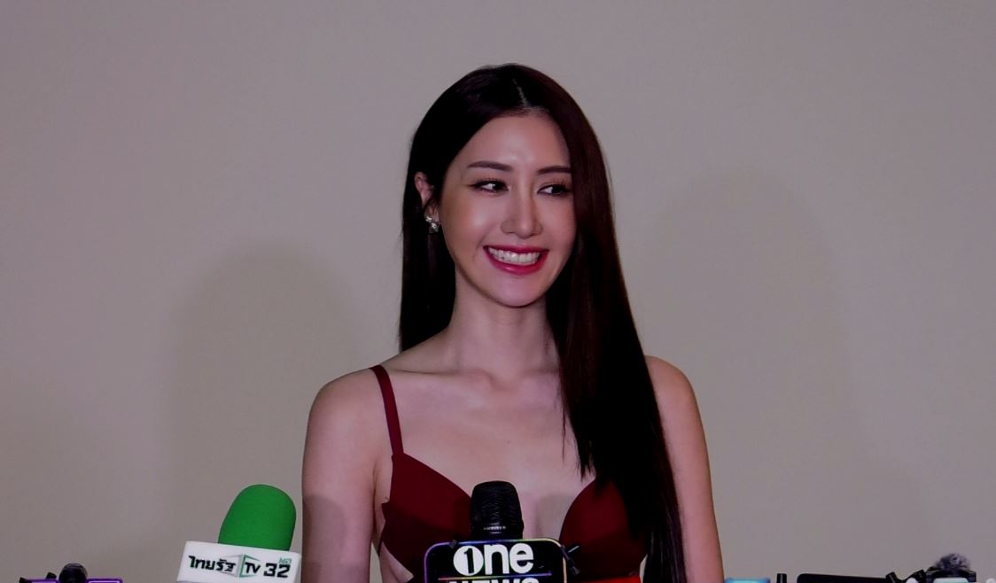 “พิม พิมประภา” ร้องขอแฟนๆ ให้กดดันแฟนหนุ่ม ยอมเปิดหน้าสักที!!