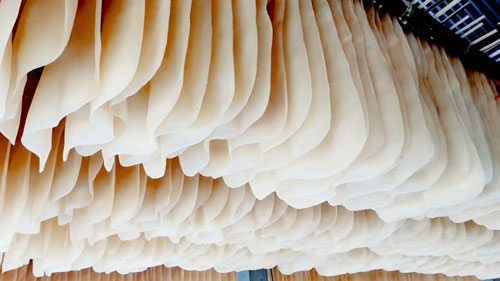 ส่องราคายางพาราไทย ปิดตำนาน “3 โล 100 “ ? ส่องราคายางพาราไทย ปิดตำนาน “3 โล 100 “ ?