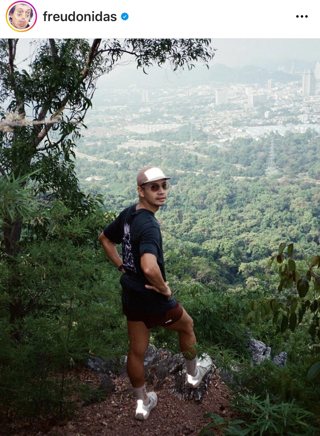 เอ๊ะยังไง!! ฟรอยด์ ณัฏฐพงษ์ ลุกหนักคอมเมนต์จีบทุกภาพของสาวสุดฮอต เก้า สุภัสสรา