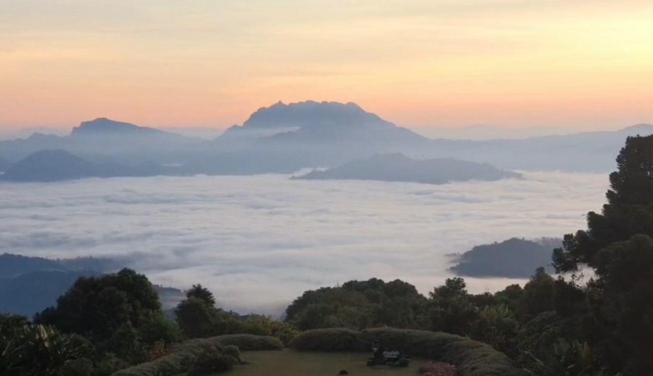 เที่ยวเชียงใหม่! ชี้เป้าจุดชมวิว “ทะเลหมอกห้วยน้ำดัง” 1 ในจุดสวยที่สุดของภาคเหนือ เที่ยวเชียงใหม่! ชี้เป้าจุดชมวิว “ทะเลหมอกห้วยน้ำดัง” 1 ในจุดสวยที่สุดของภาคเหนือ