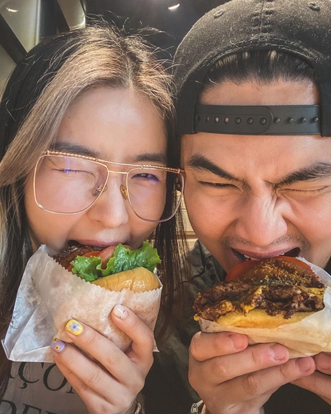 ฮั่น-จียอน บินลัดฟ้าฉีดวัคซีน ไกลถึงมหานครนิวยอร์ก!! ฮั่น-จียอน บินลัดฟ้าฉีดวัคซีน ไกลถึงมหานครนิวยอร์ก!!