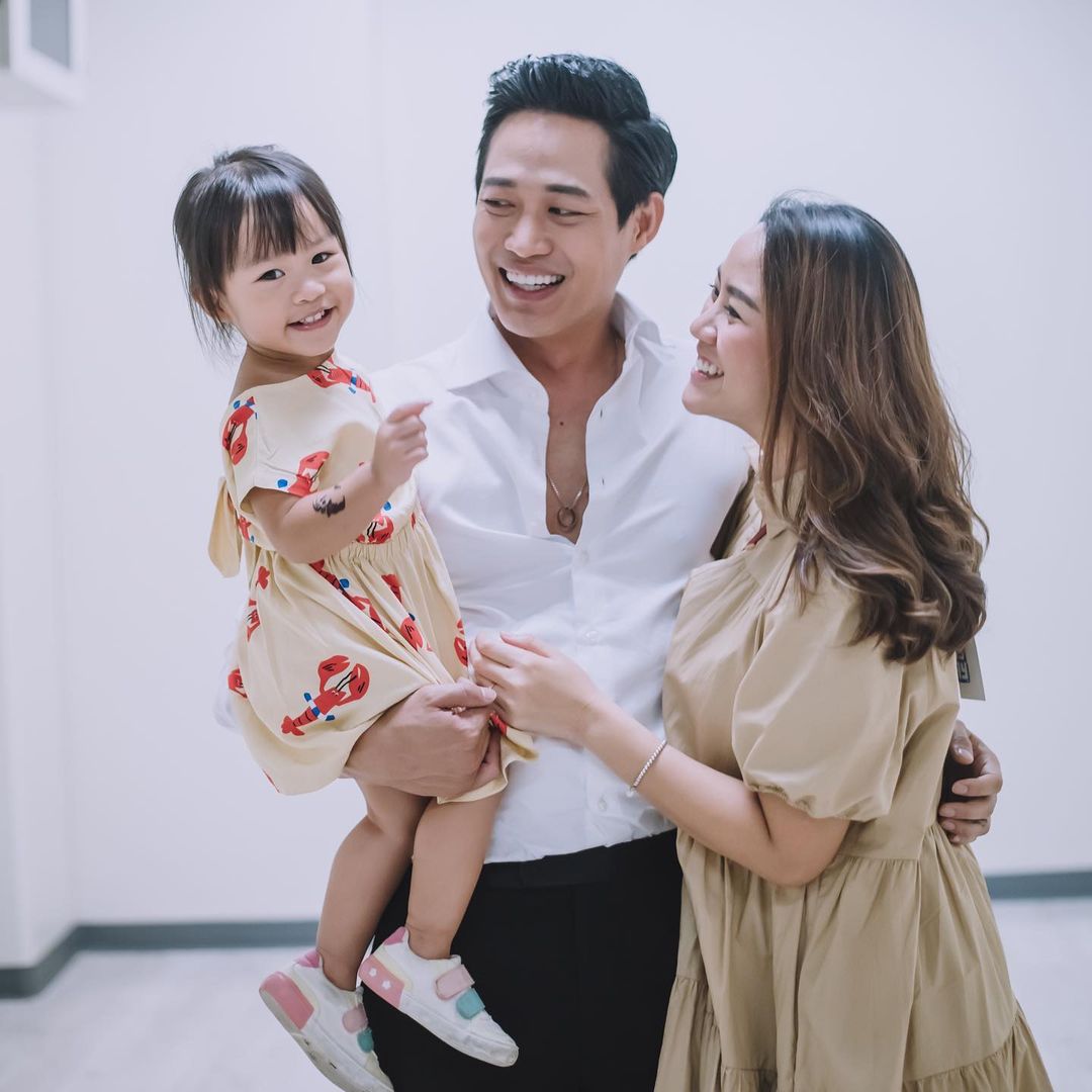 ตู่ ภพธร สุดฝืนต้องออกจากลูกและภรรยาสุดรัก บินไปทำตามฝัน 4 เดือนเต็ม! 