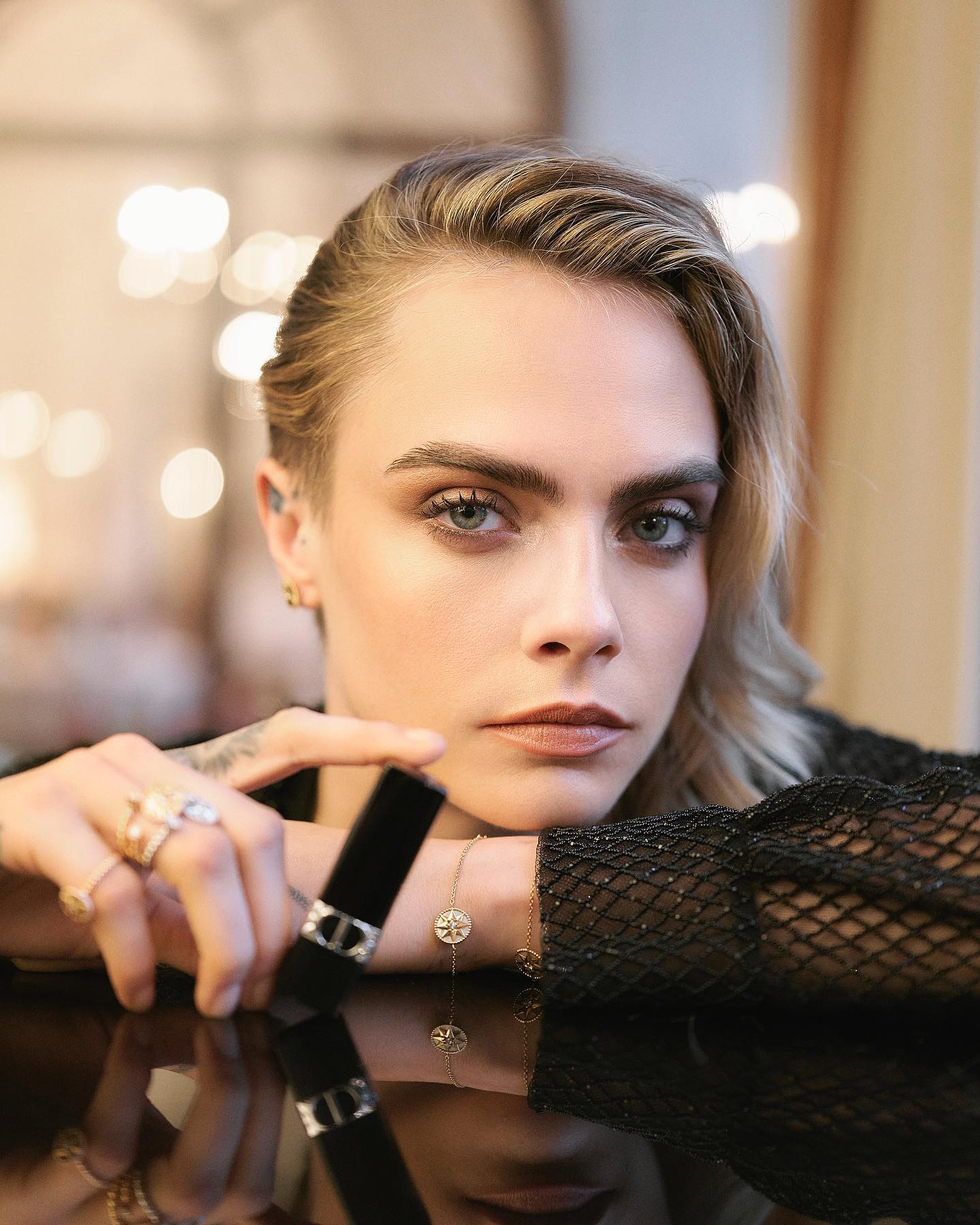 “Cara Delevingne” โชว์เสียว ร่วมวิจัยกิจกรรมทางเพศในสารคดี “Planet Sex”