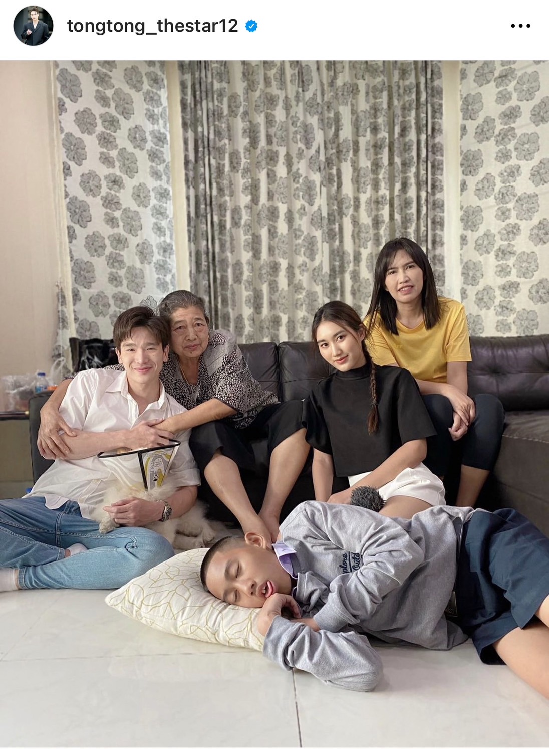 ย้อนความรัก 2 ปี เบสท์-ตงตง กับสารพัดดราม่าตั้งแต่เปิดตัว