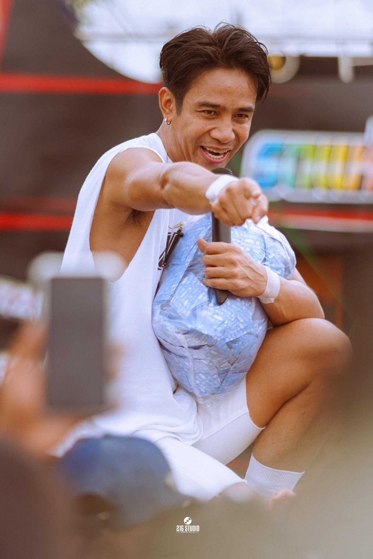 ร่วมอนุโมทนาบุญ ก้อง ห้วยไร่ สะสมเงินจากแฟนคลับ ซ่อมแซมหลังคาโรงเรียน ร่วมอนุโมทนาบุญ ก้อง ห้วยไร่ สะสมเงินจากแฟนคลับ ซ่อมแซมหลังคาโรงเรียน