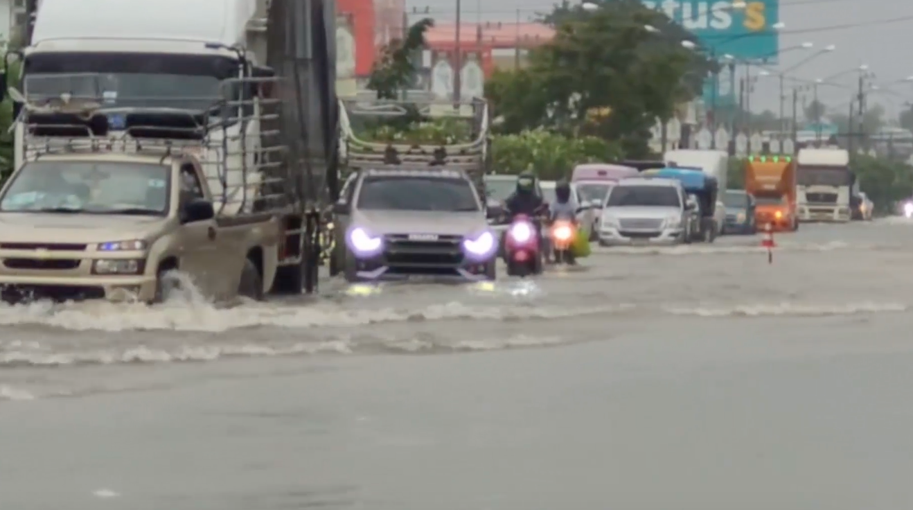 ‘พายุโนรู’เข้าไทย เปิดภาพเมืองอุบลราชธานีอ่วม!ต้นไม้ล้ม-น้ำท่วมรอระบาย ‘พายุโนรู’เข้าไทย เปิดภาพเมืองอุบลราชธานีอ่วม!ต้นไม้ล้ม-น้ำท่วมรอระบาย