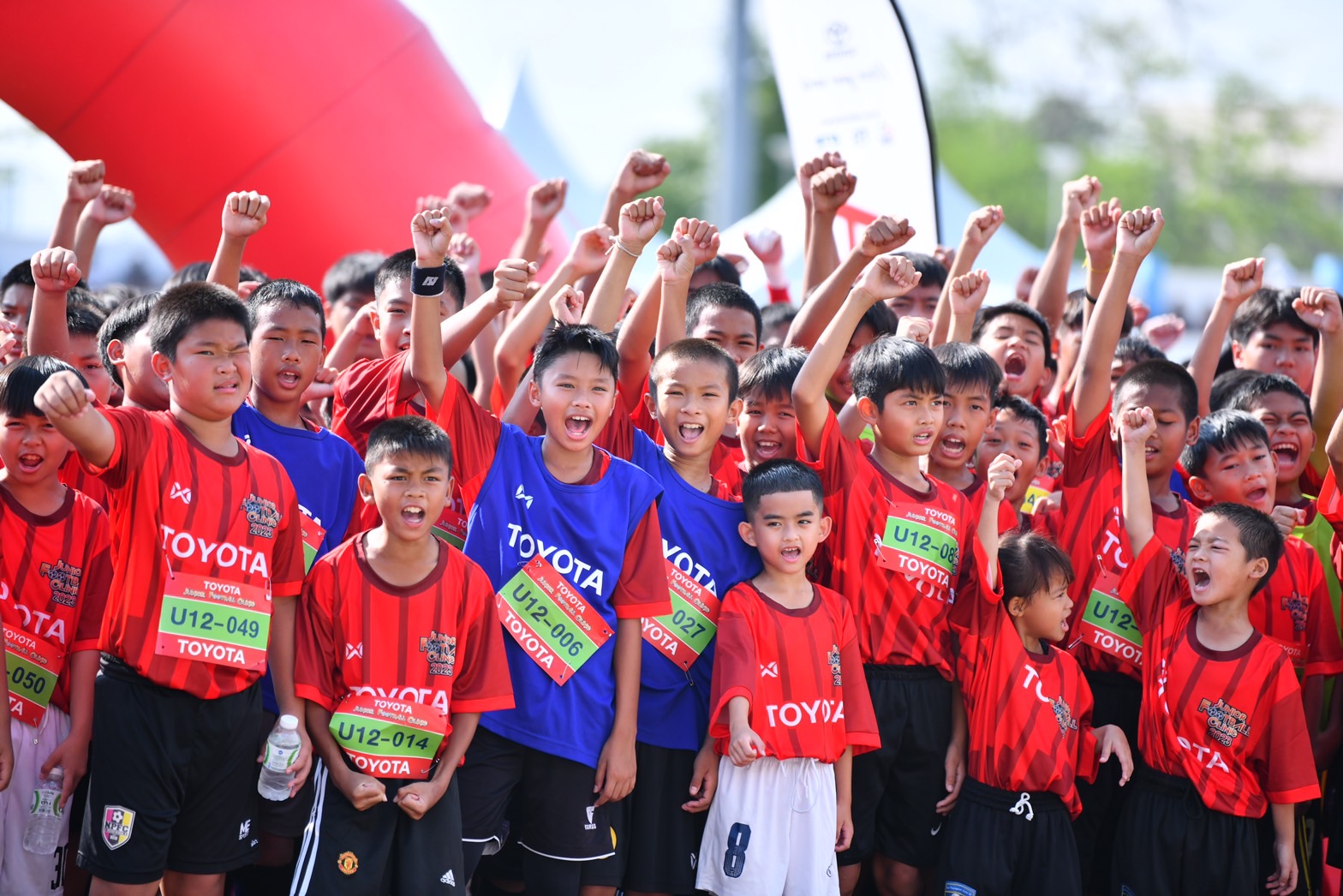 'โตโยต้าจูเนียร์ฟุตบอลคลินิก' สนาม6 จ.ชลบุรี ได้เยาวชนเข้าฝึกฟุตบอลเพิ่มเติม