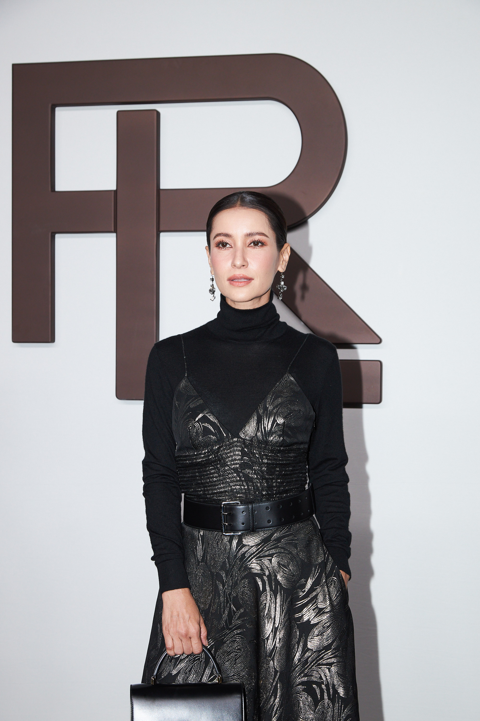 ส่องความปัง แอน ทองประสม ในลุคเรียบหรูสุดคลาสสิก ในงานนิวยอร์กแฟชั่นวีค ส่องความปัง แอน ทองประสม ในลุคเรียบหรูสุดคลาสสิก ในงานนิวยอร์กแฟชั่นวีค