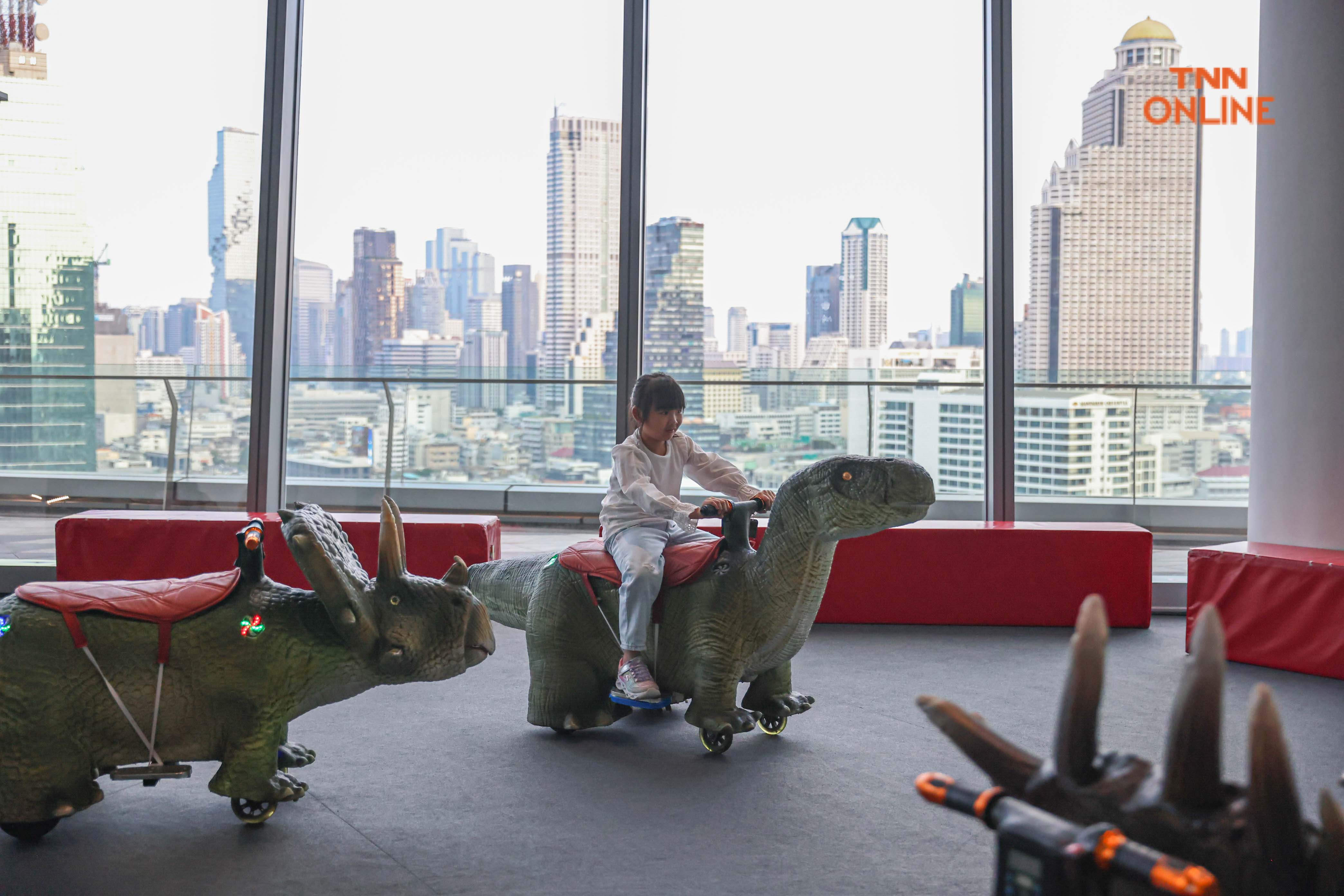 ไดโนเสาร์บุกกรุง ตื่นตากับผืนป่าดึกดำบรรพ์ยุค 200 ล้านปี