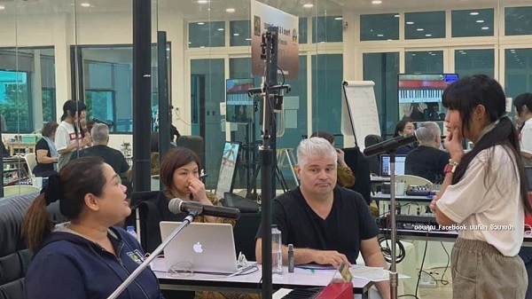 ครูเจี๊ยบ นนทิยา หวั่นอาจจะต้องกลับไปสอนออนไลน์อีกครั้ง (มีคลิป) ครูเจี๊ยบ นนทิยา หวั่นอาจจะต้องกลับไปสอนออนไลน์อีกครั้ง (มีคลิป)