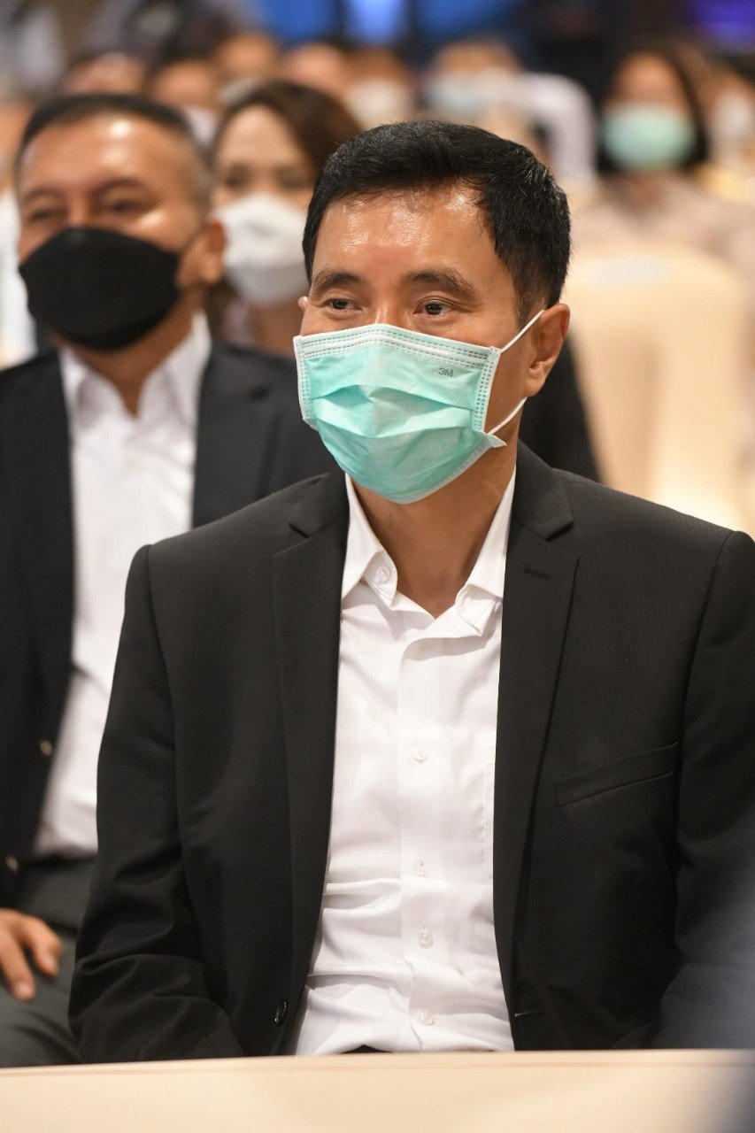 ชัชชาติ ลงนามแบ่งงาน 4 รองผู้ว่าฯ จักกพันธุ์ รองอันดับ 1 คุมมากสุด 8 สนง.