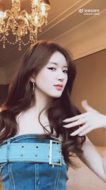 จึ้งอะไรเบอร์นี้!! นางเอกจีน ‘จ้าวลู่ซือ’ ปล่อยสเต็ปเพลง ‘มองนานๆ’ ทำหนุ่มๆ ตาค้าง จึ้งอะไรเบอร์นี้!! นางเอกจีน ‘จ้าวลู่ซือ’ ปล่อยสเต็ปเพลง ‘มองนานๆ’ ทำหนุ่มๆ ตาค้าง