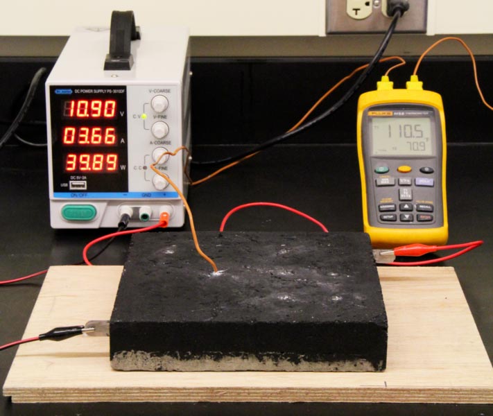 นักวิจัยคิดค้นคอนกรีตนำไฟฟ้าได้ ด้วยผงนาโนคาร์บอน นักวิจัยคิดค้นคอนกรีตนำไฟฟ้าได้ ด้วยผงนาโนคาร์บอน