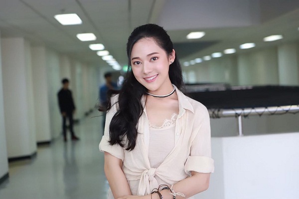 ทับทิม อัญรินทร์ จูงมือคุณแม่ ทําอาหารส่งให้ทีมแพทย์ (มีคลิป)