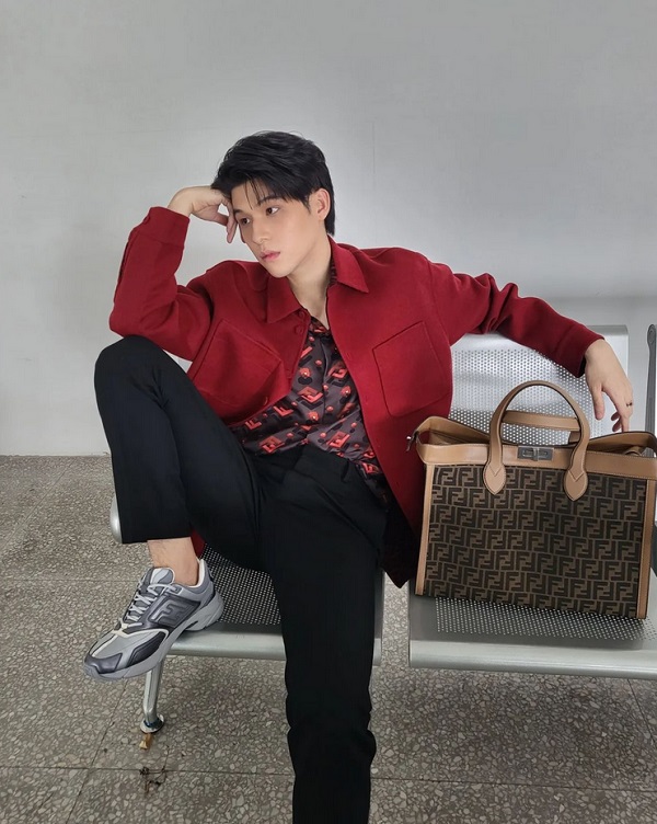 คัมแบคกร้าวใจ..สกาย ลุคค์ใหม่หล่อล่ำ  อ้อนฝากหนัง OMG รักจังวะผิดจังหวะ (มีคลิป) 