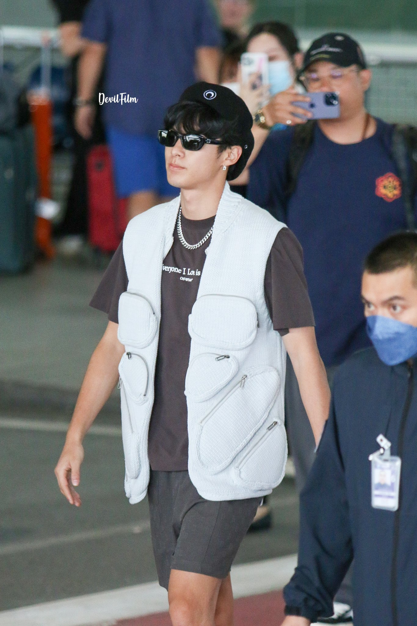 ตี๋ถึงไทยแล้ว!! 'ดีแลน หวัง' พระเอก F4 จีน พร้อมถ่ายทำ Keep Running ในกรุงเทพและพัทยา ตี๋ถึงไทยแล้ว!! 'ดีแลน หวัง' พระเอก F4 จีน พร้อมถ่ายทำ Keep Running ในกรุงเทพและพัทยา