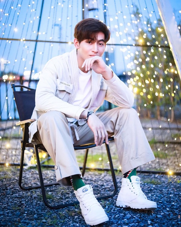 “โอห์ม ฐิติวัฒน์” ขออุบโปรเจกต์คู่ “ฟลุ้ค ณธัช” ด้านแฟนคลับรอลุ้น (มีคลิป)