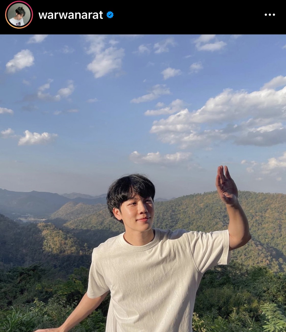  “หยิ่น–วอร์” ปลื้มแฟนคลับซัพพอร์ต แย้มมีผลงานร่วมกับ “แดน วรเวช” ให้ติดตาม