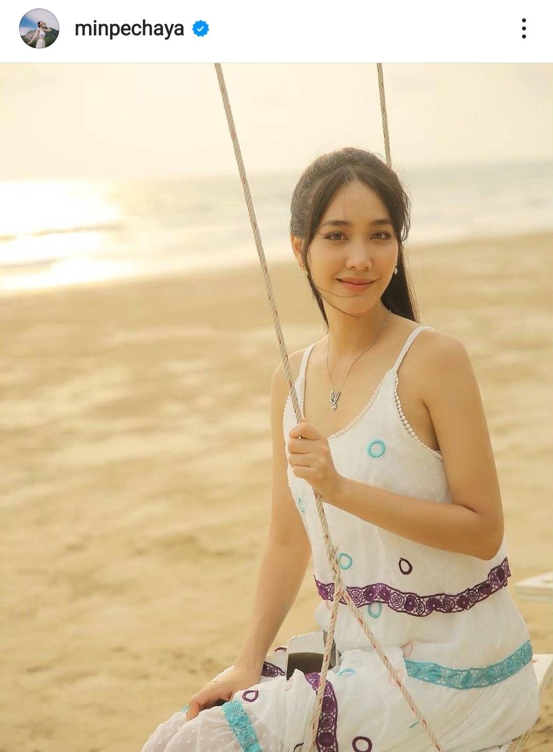 มิน พีชญา ตอบแล้ว หลังถูกโยง เป็นนางเอกโสด3 ซีซั่น ซุ่มคบพระเอกซีรี่ส์วายยิ้มหวาน มิน พีชญา ตอบแล้ว หลังถูกโยง เป็นนางเอกโสด3 ซีซั่น ซุ่มคบพระเอกซีรี่ส์วายยิ้มหวาน