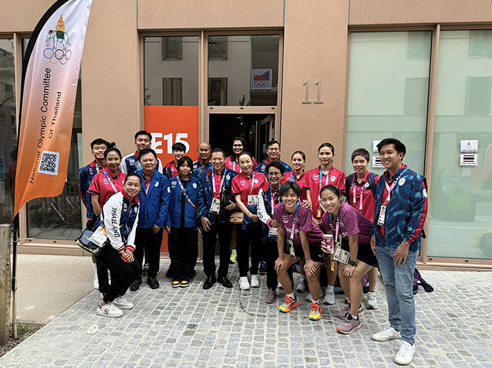 ทูตไทยในปารีสเยี่ยมนักกีฬา ให้กำลังใจถึงหมู่บ้านนักกีฬาก่อนทำศึกอลป.