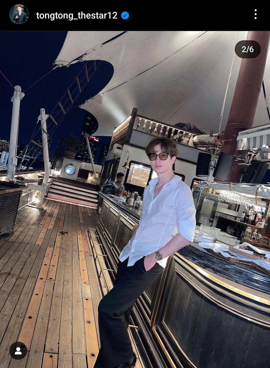 แฟนคลับแห่ห่วง ตงตง กฤษกร ถูกหามส่งโรงพยาบาลเป็นการด่วน