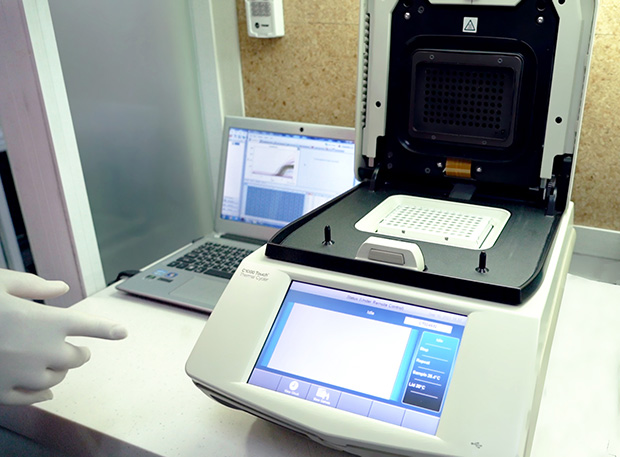 อภ.เผย ชุดตรวจโควิด ATK ทั้ง 2 ล็อต ผ่านการทดสอบคุณภาพแล้ว อภ.เผย ชุดตรวจโควิด ATK ทั้ง 2 ล็อต ผ่านการทดสอบคุณภาพแล้ว