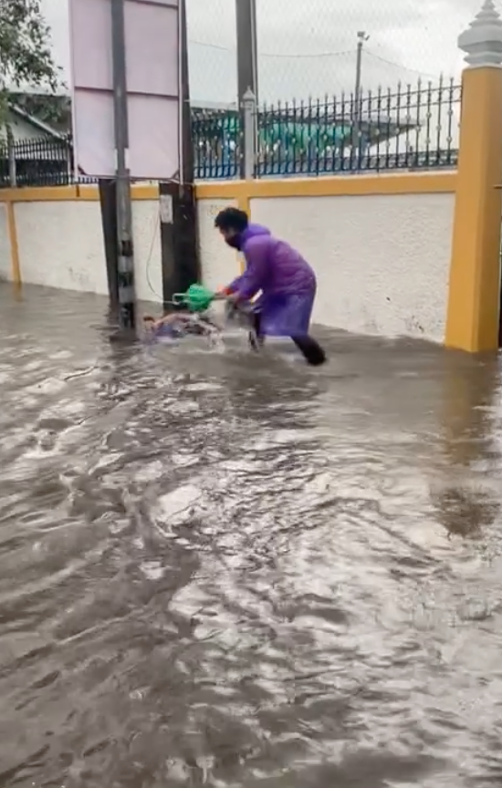 เปิดใจ ‘น้องบาส’หนุ่มฮีโร่ช่วยนร.อุดรฯถูกไฟดูด-ผู้ว่าฯรุดเยี่ยมมอบรางวัล