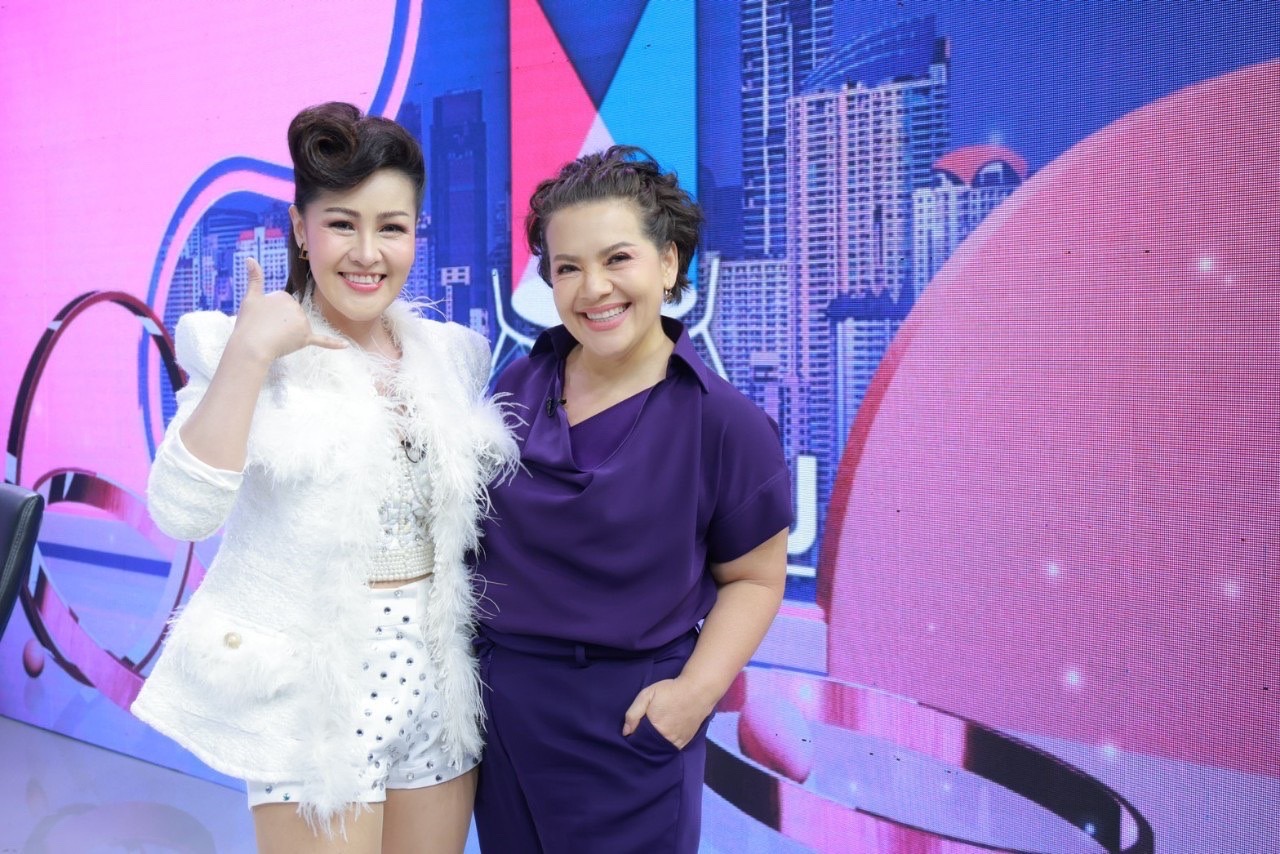 “หญิงลี” เผยเคยแตกหักกับพี่น้องจนทำพ่อแม่เสียใจ พร้อมอัปเดตอาการซึมเศร้า “หญิงลี” เผยเคยแตกหักกับพี่น้องจนทำพ่อแม่เสียใจ พร้อมอัปเดตอาการซึมเศร้า