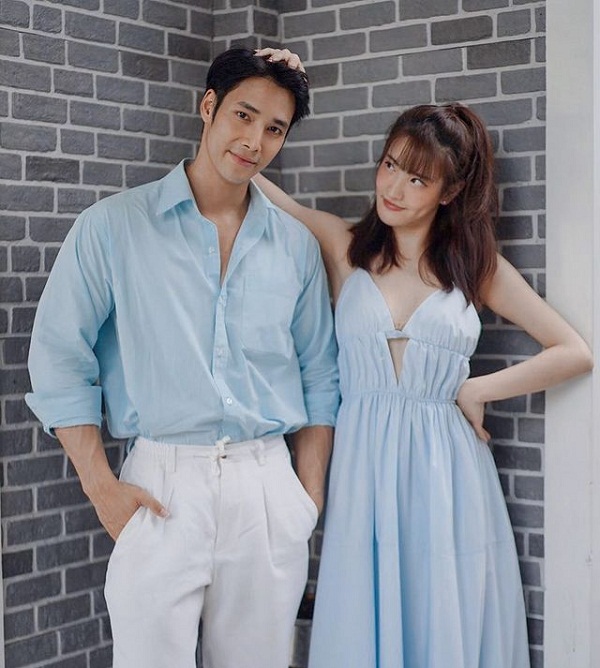 เด่นคุณ - แกรนด์ลงมือทำข้าวกล่อง แจกแคมป์คนงาน 200 กล่อง (มีคลิป) เด่นคุณ - แกรนด์ลงมือทำข้าวกล่อง แจกแคมป์คนงาน 200 กล่อง (มีคลิป)