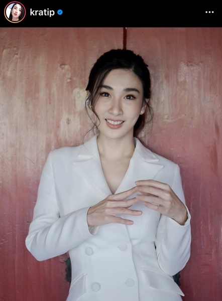  กระติ๊บ ชวัลกร เล่าโมเมนต์ความรักแฟนหนุ่มนอกวงการ 10 ปีไม่มีเบื่อ!!