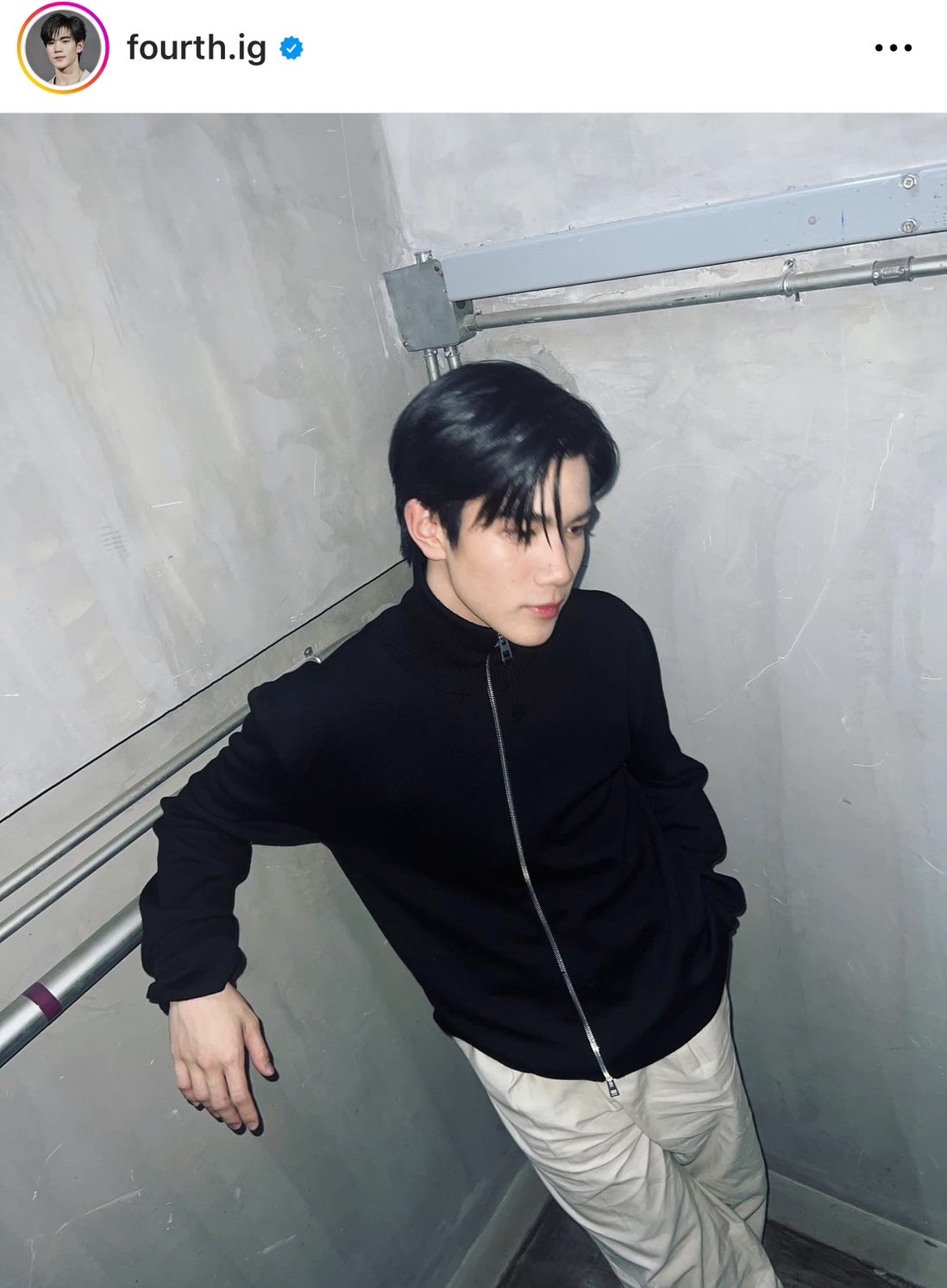 ส่องแฟชั่นสุดหล่อ! รับลมหนาวของดาราชาย ส่องแฟชั่นสุดหล่อ! รับลมหนาวของดาราชาย